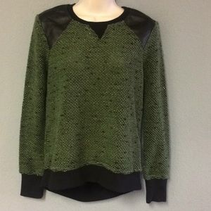 NWT Super Cute BCBG Sweater Size Small Olive Black